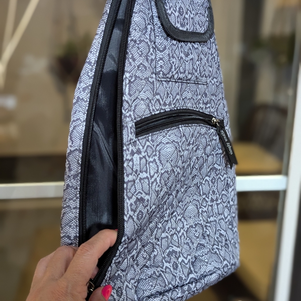 Simply Southern Crossbody bag - Picture 3 of 4